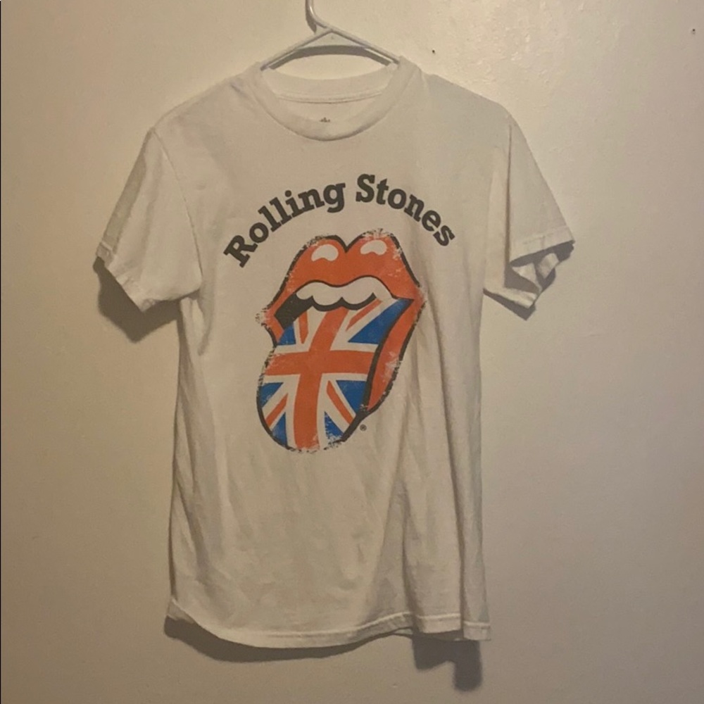 Tee shirt
